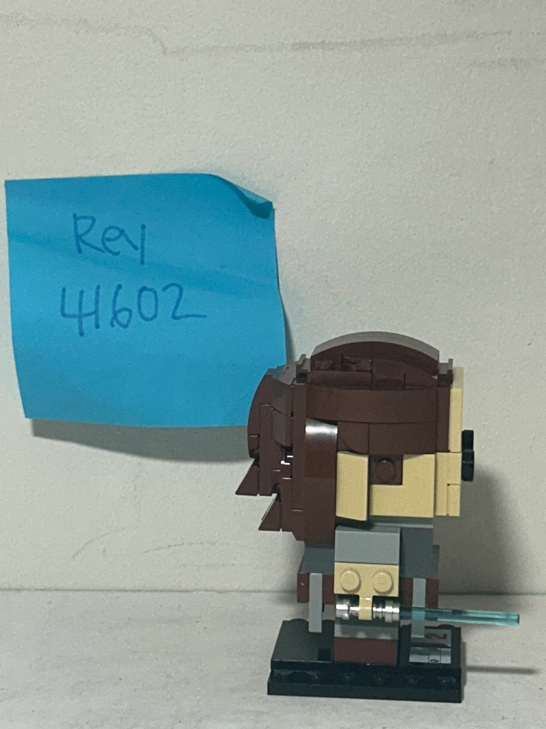 LEGO BrickHeadz Star Wars Rey 41602 - photo 2