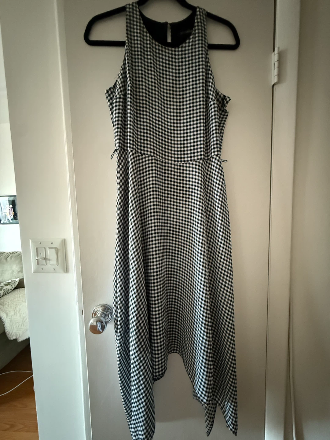 Black and White Gingham Sleeveless Dress - photo 2