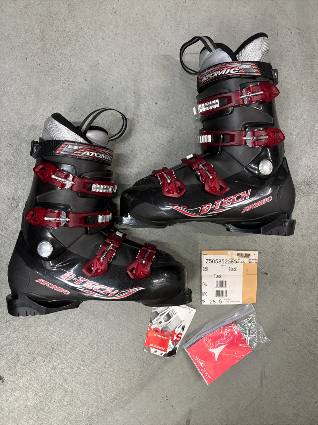 Atomic B-Tech Ski Boots - Size 28.5