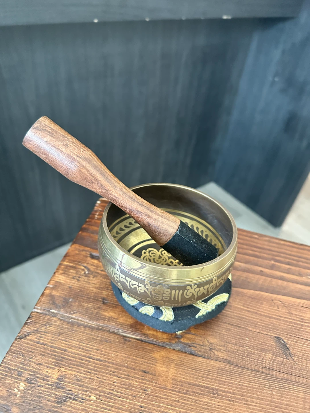 Tibetan Singing Bowl Set - photo 2