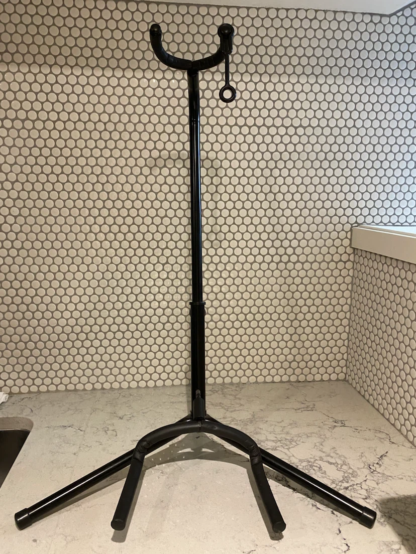 Black Guitar Stand