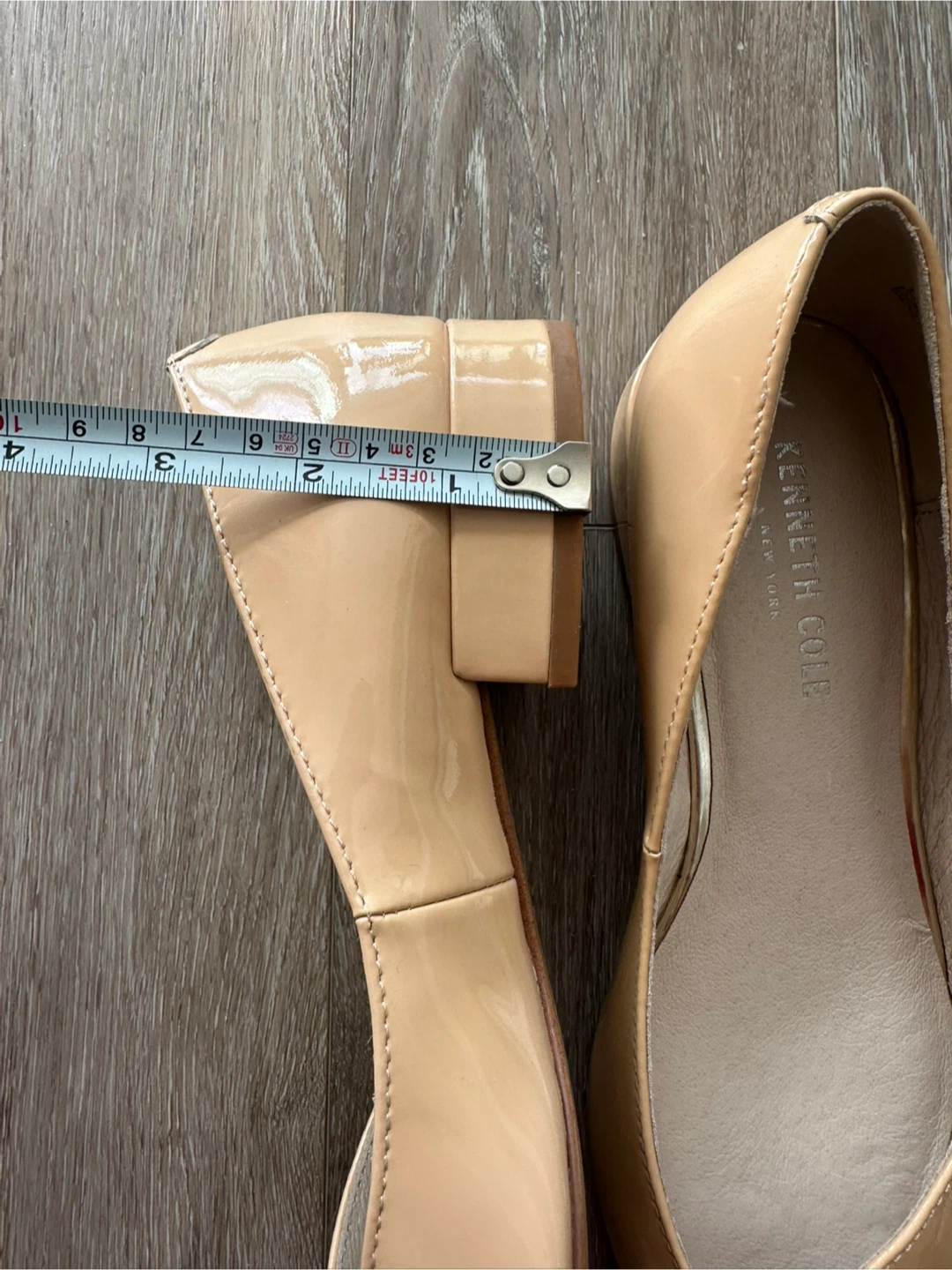 Kenneth Cole Nude Patent Flats - photo 3