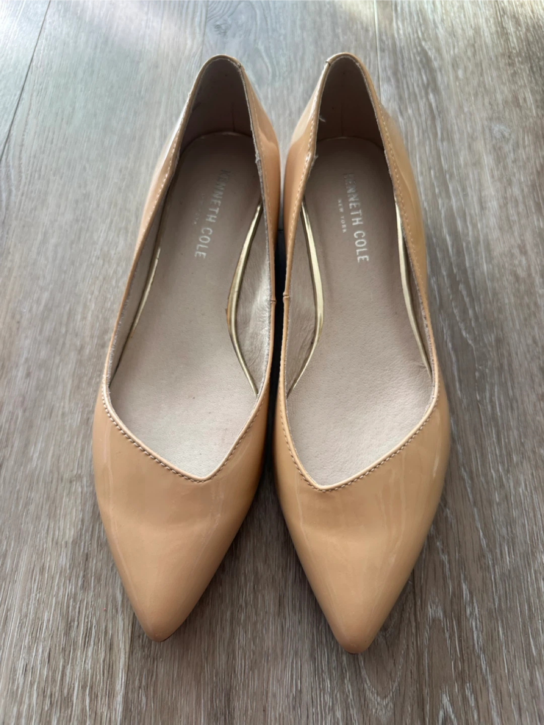 Kenneth Cole Nude Patent Flats