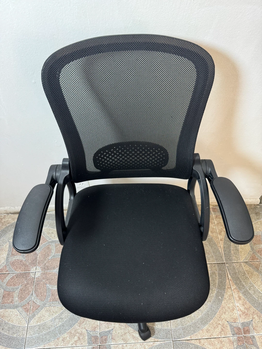 Black Mesh Office Chair - photo 3