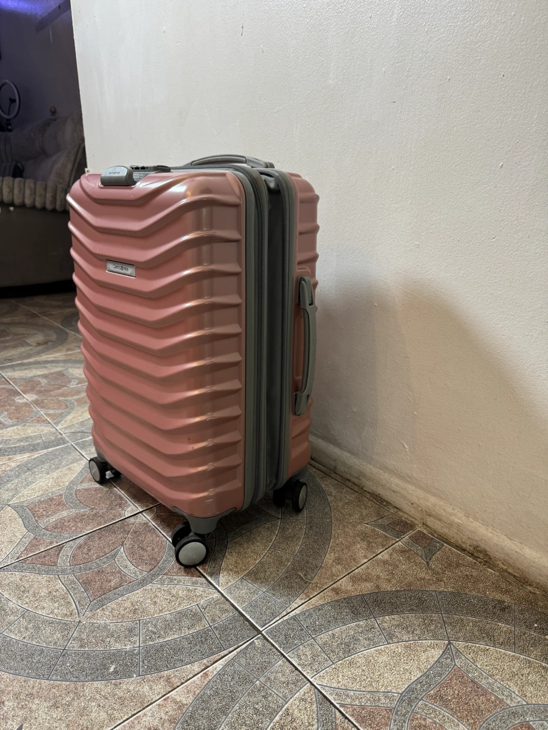 Samsonite Pink Hardside Luggage - photo 4
