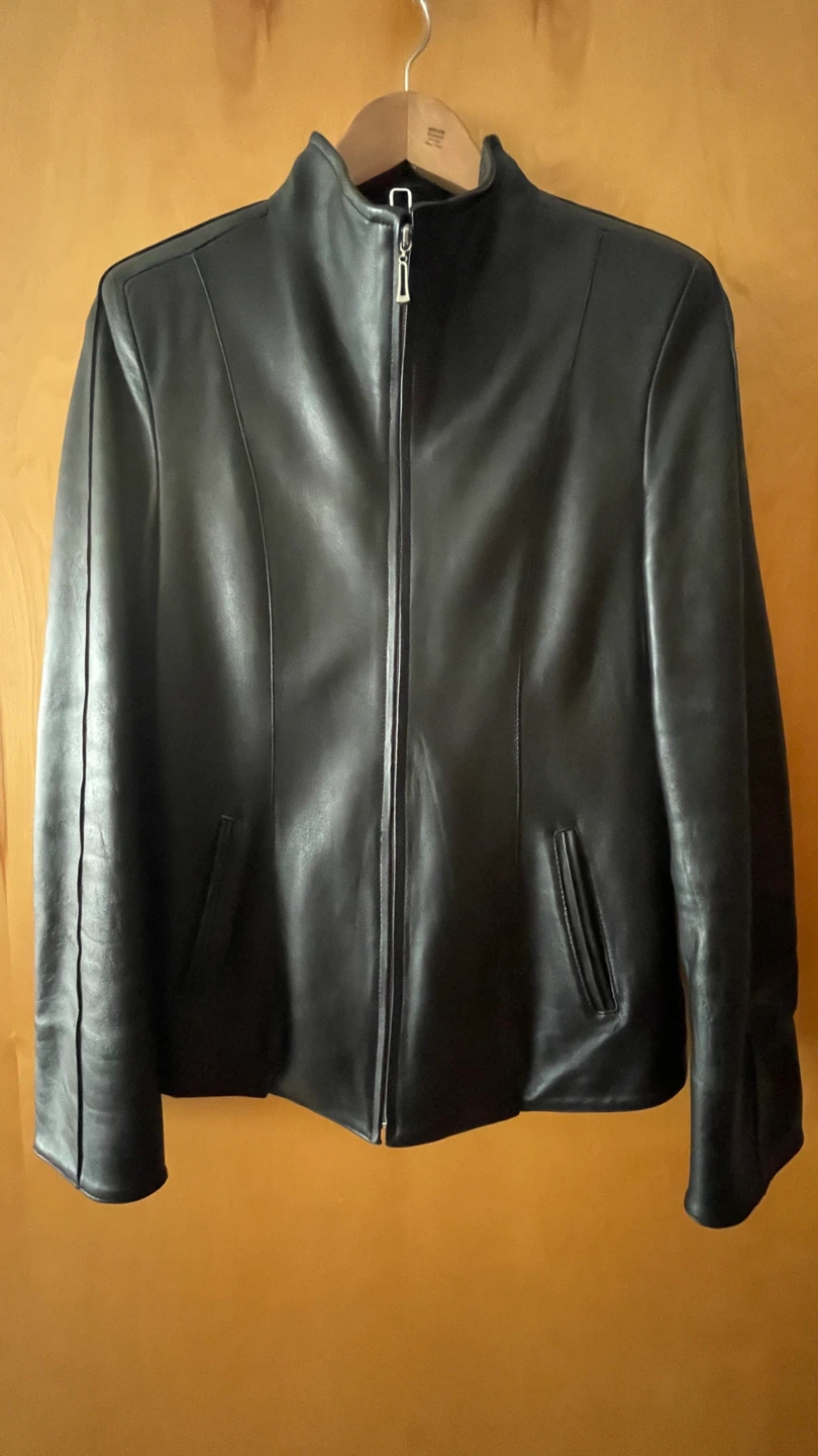 Women Black Leather Jacket - photo 2
