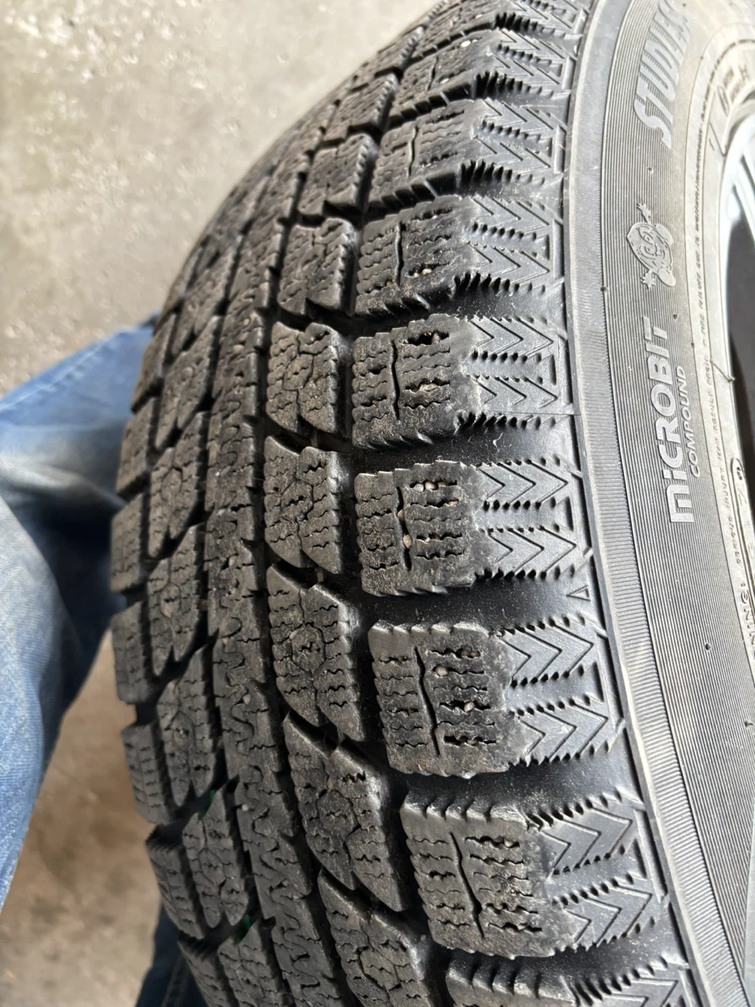 Toyo Observe Winter Tires with ART Rims - photo 3