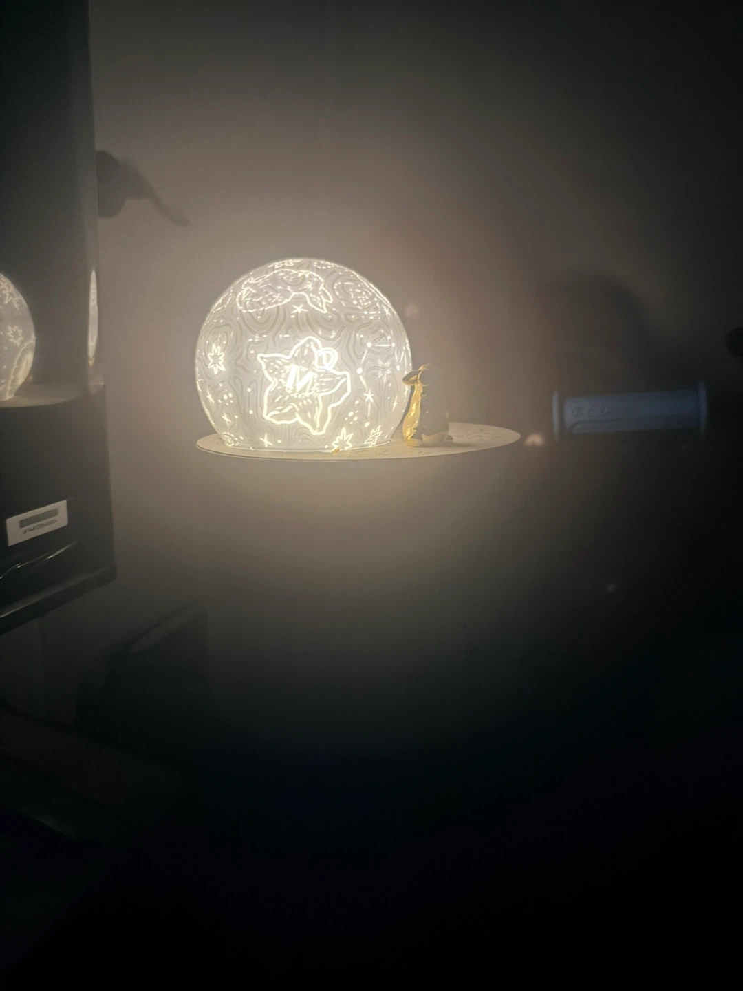 Lady M Mooncake Gift Box Lamp - photo 4