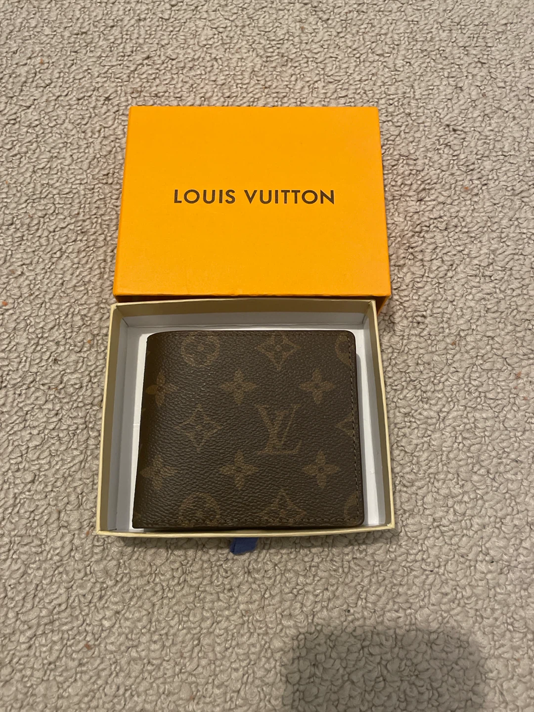 Louis Vuitton wallet 1/1