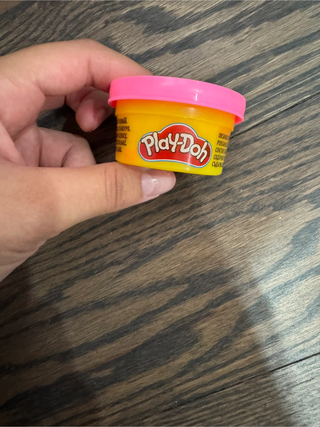 Play-Doh modelling compound mini tub