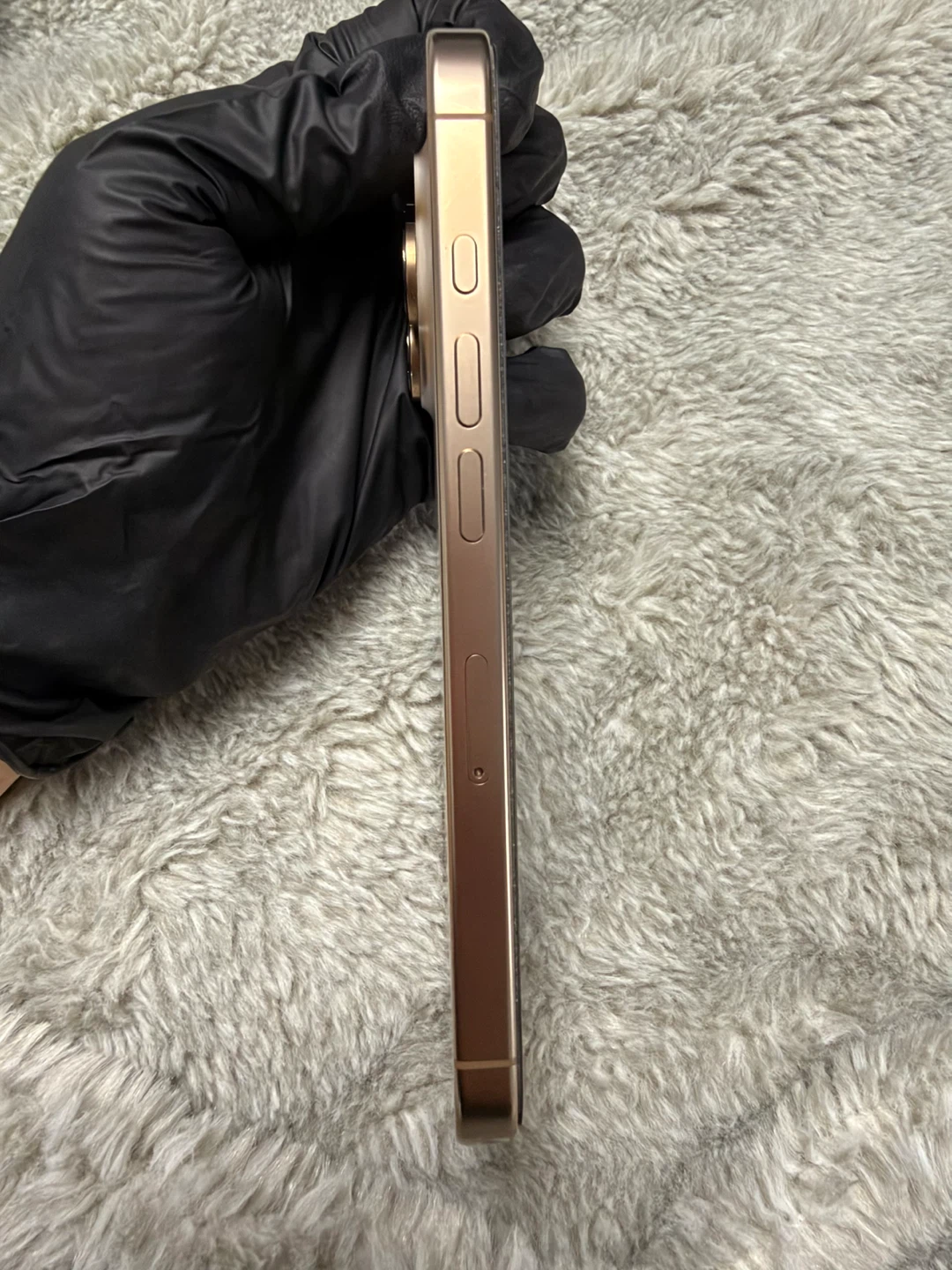 iPhone 16 Pro 256GB – Desert Titanium - photo 4