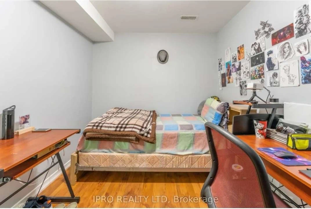 Basement for rent - photo 5