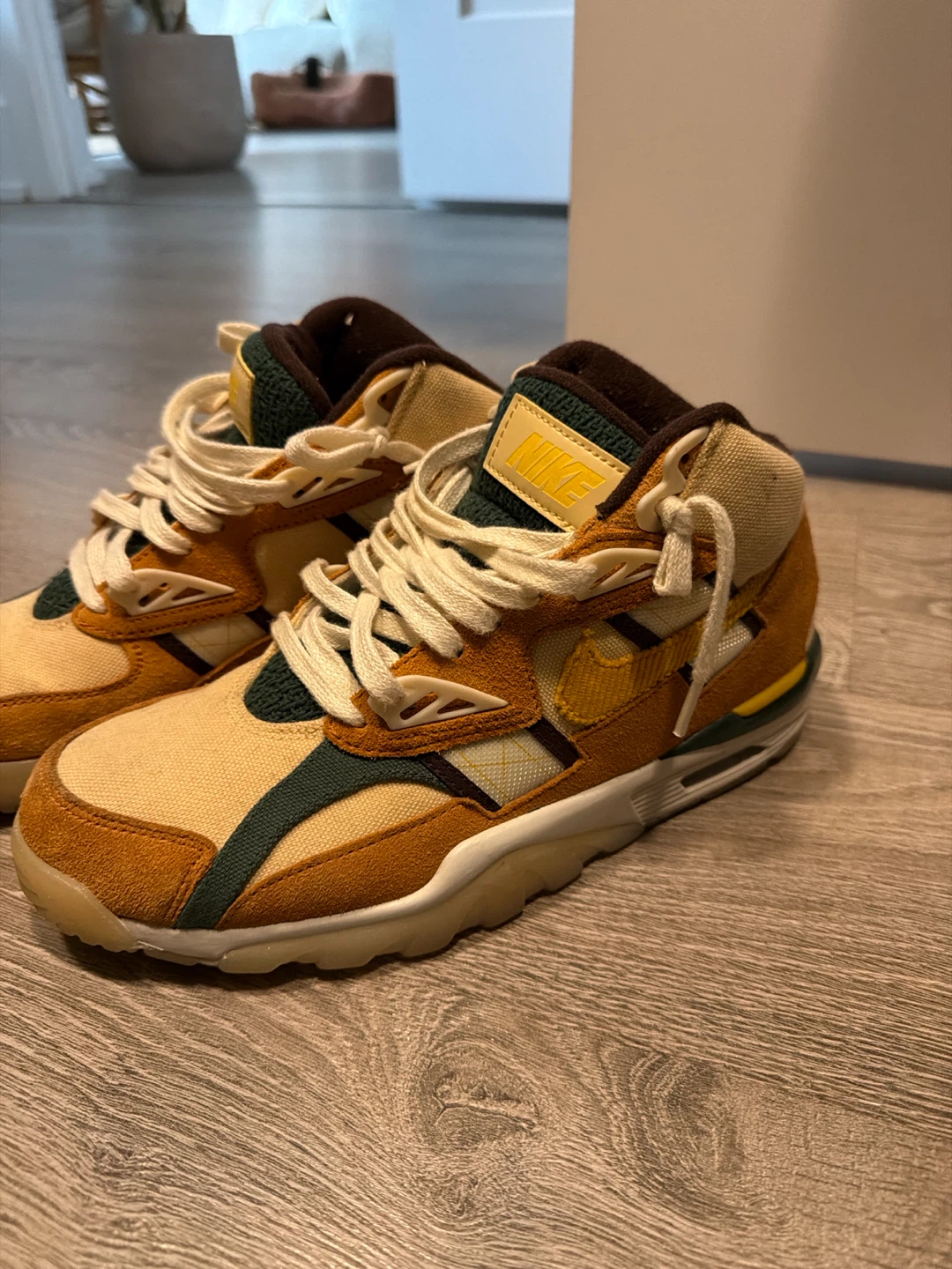 Nike Air Mid Sneakers