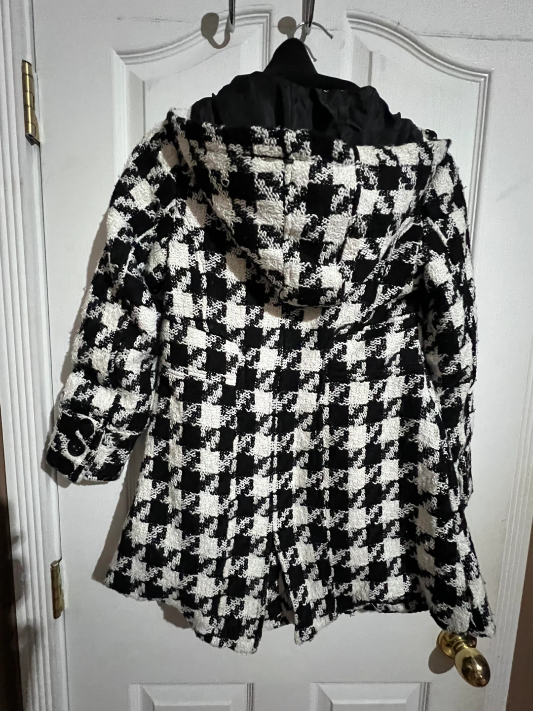 FREE Yoki black and white houndstooth coat - photo 3