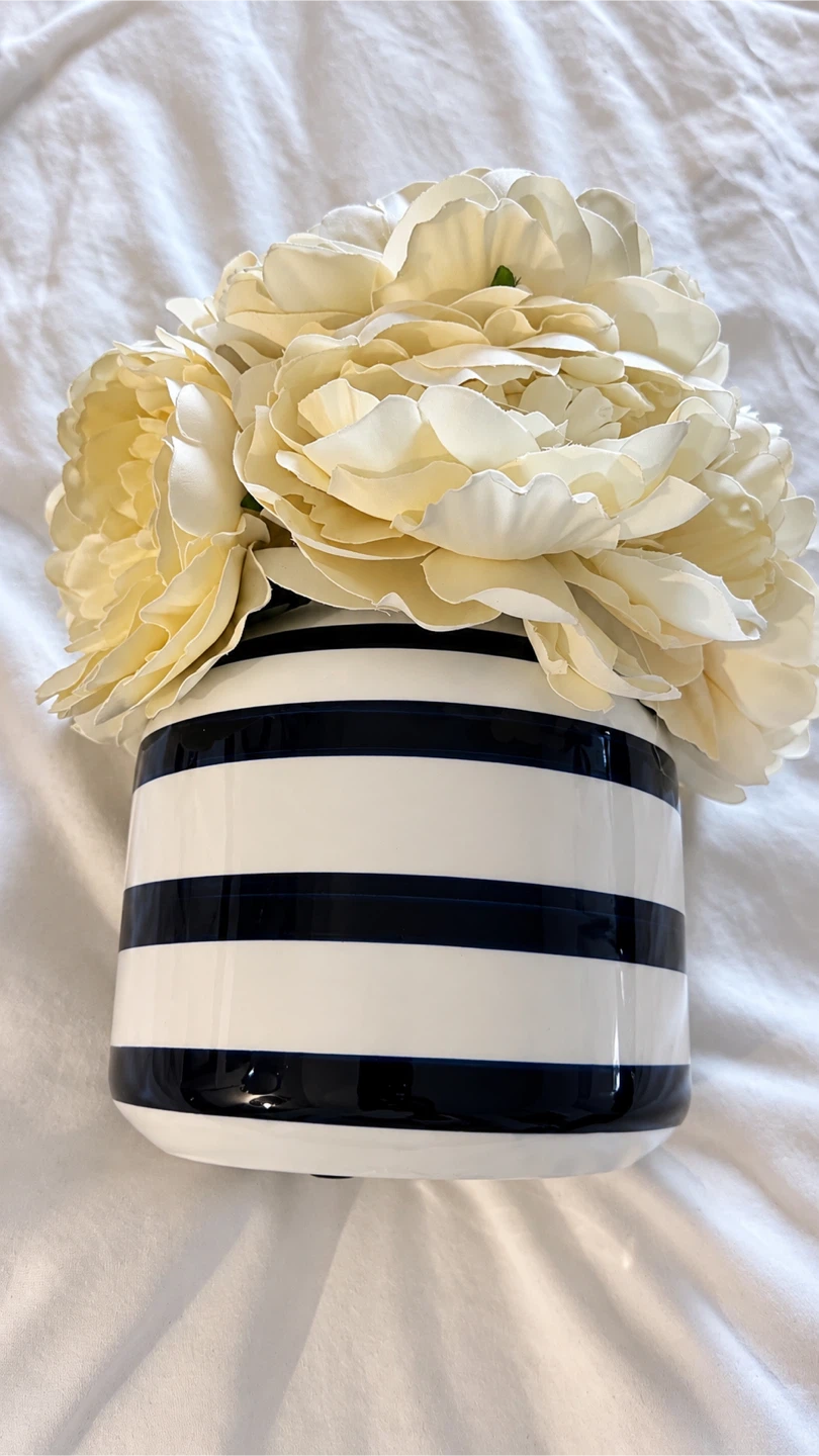 Artificial Flower Arrangement in Striped Ceramic Pot - photo 3