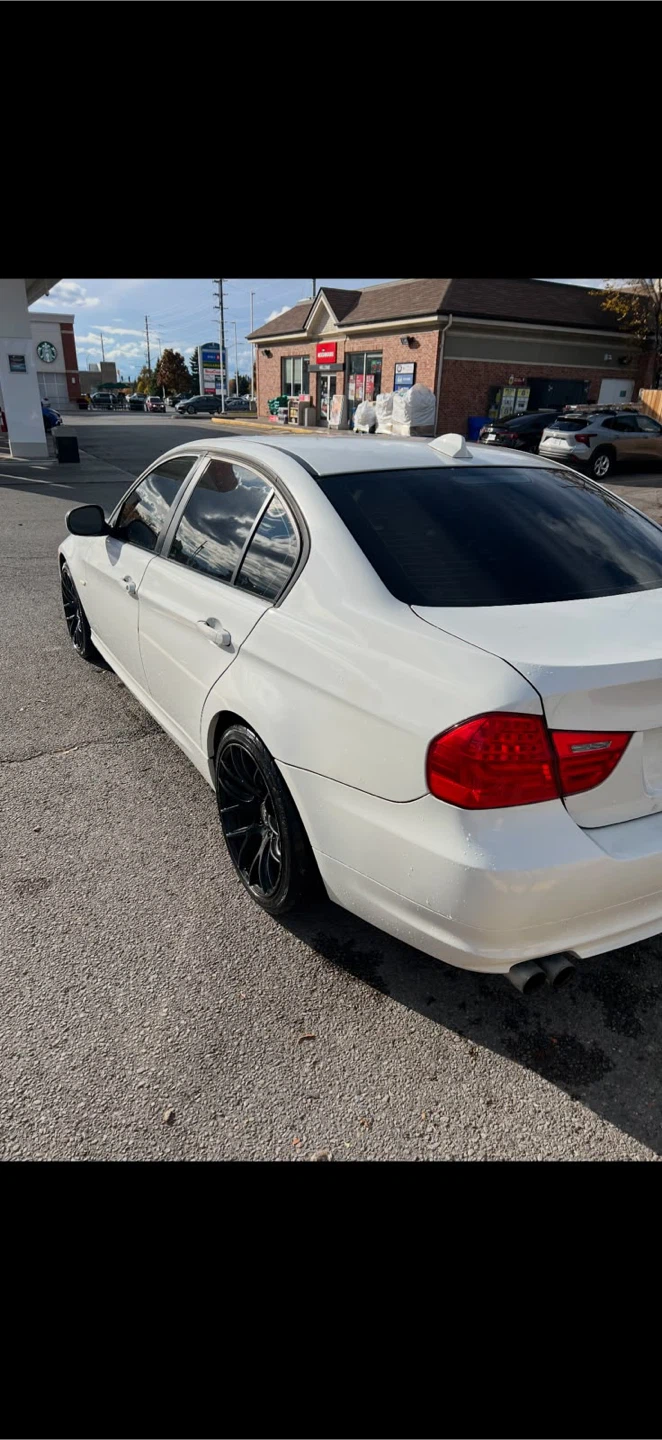 2011 BMW 328 i Mint Condition