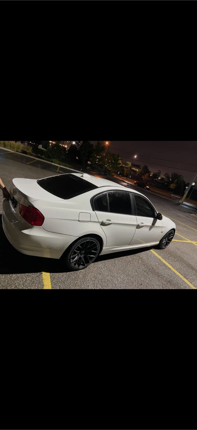 2011 BMW 328 i Mint Condition - photo 4