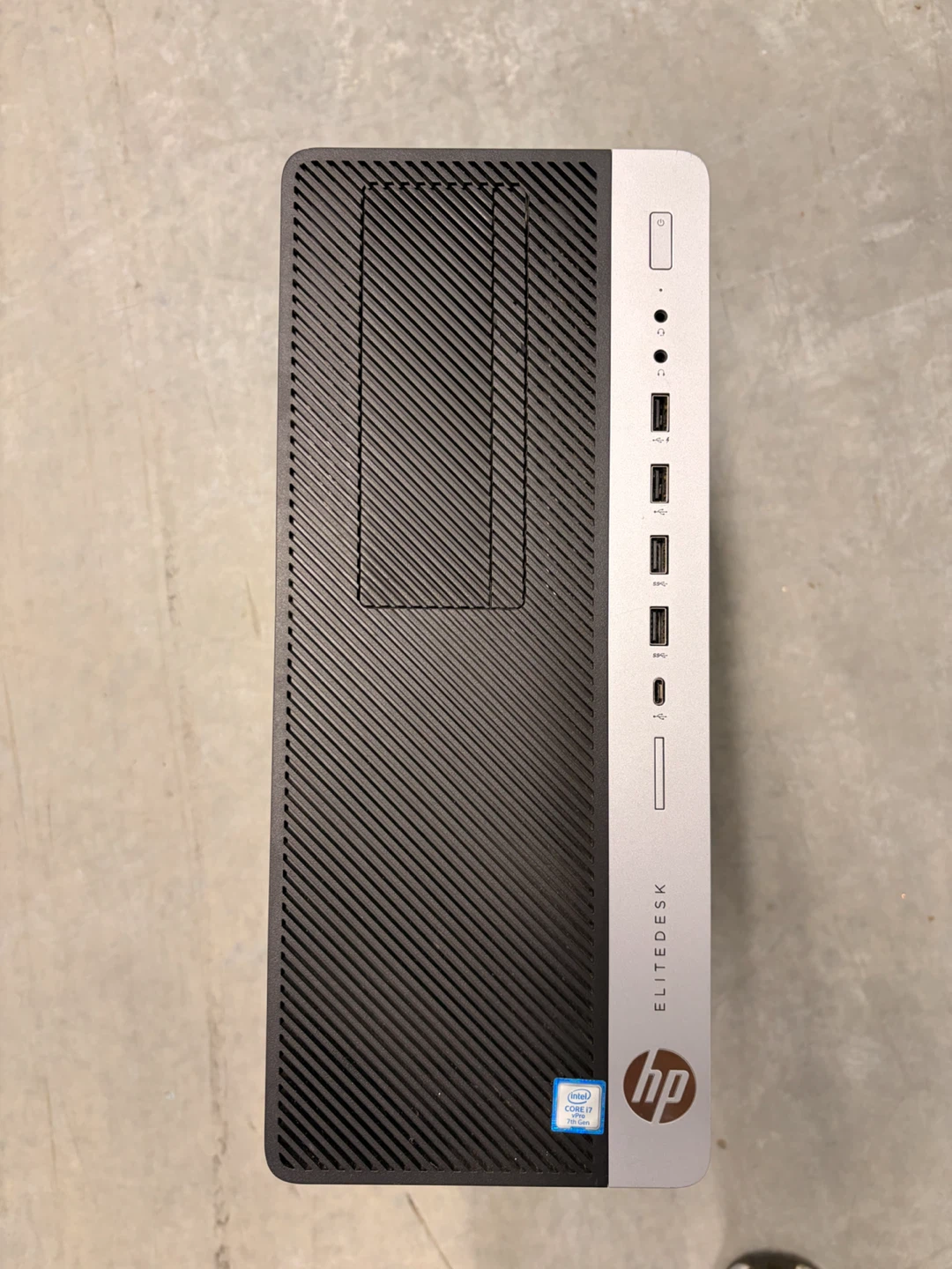 HP EliteDesk 800 G3 Tower