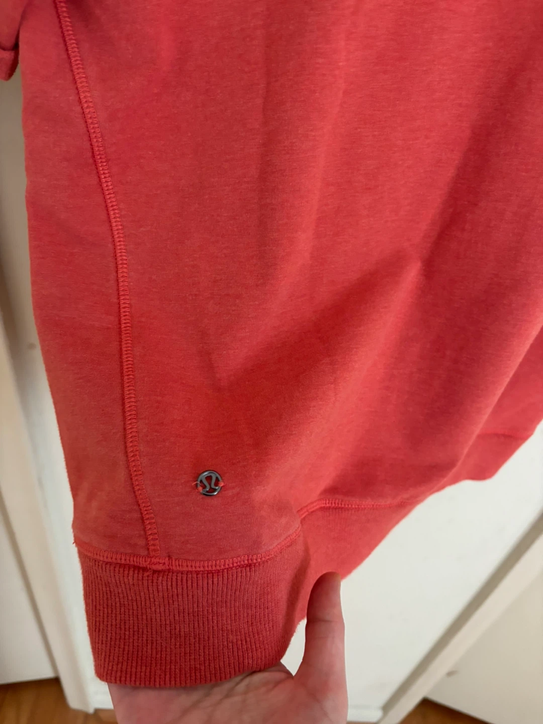 Lululemon Coral Short Sleeve Sweatshirt size 4 - photo 4