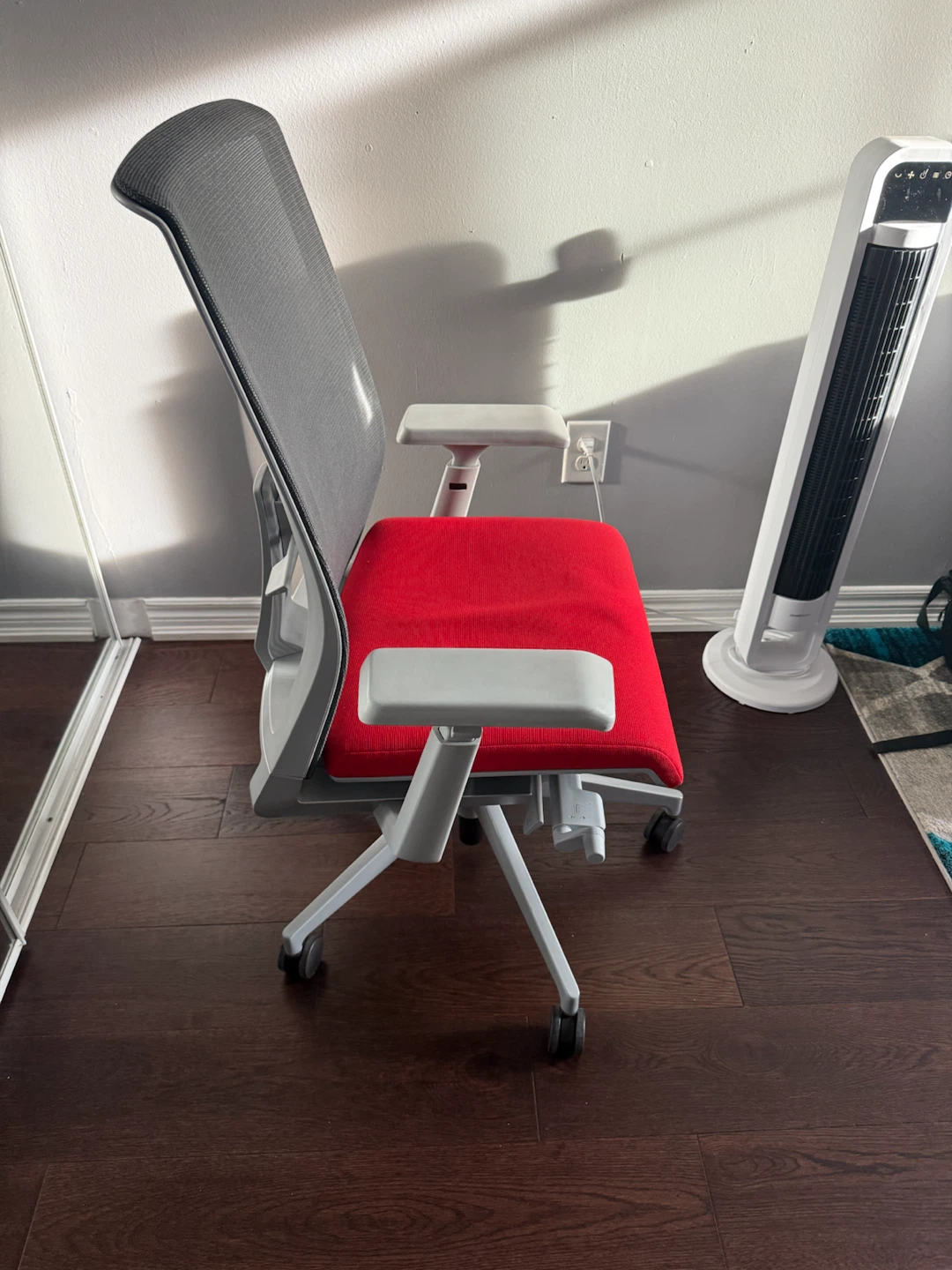 Justice Ergonomic Office Chair - photo 4