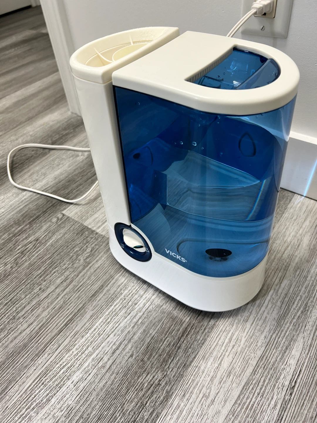 Vicks Cool Mist Humidifier - photo 3