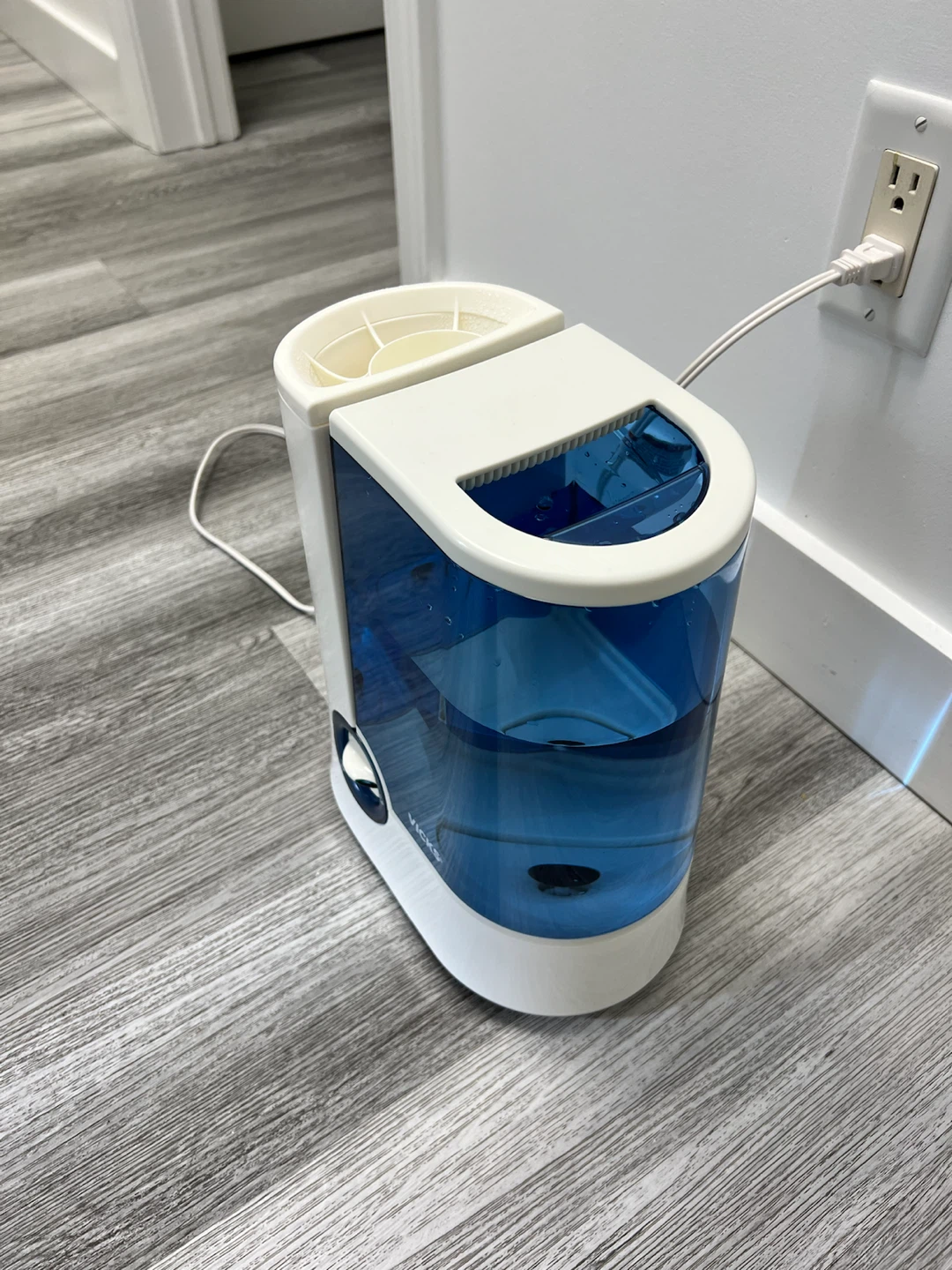 Vicks Cool Mist Humidifier - photo 4