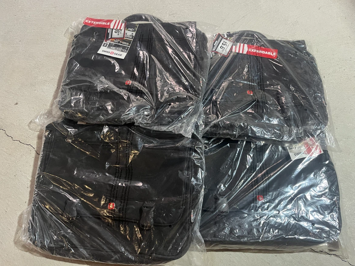 New SwissGear Expandable Messenger Bags - photo 2