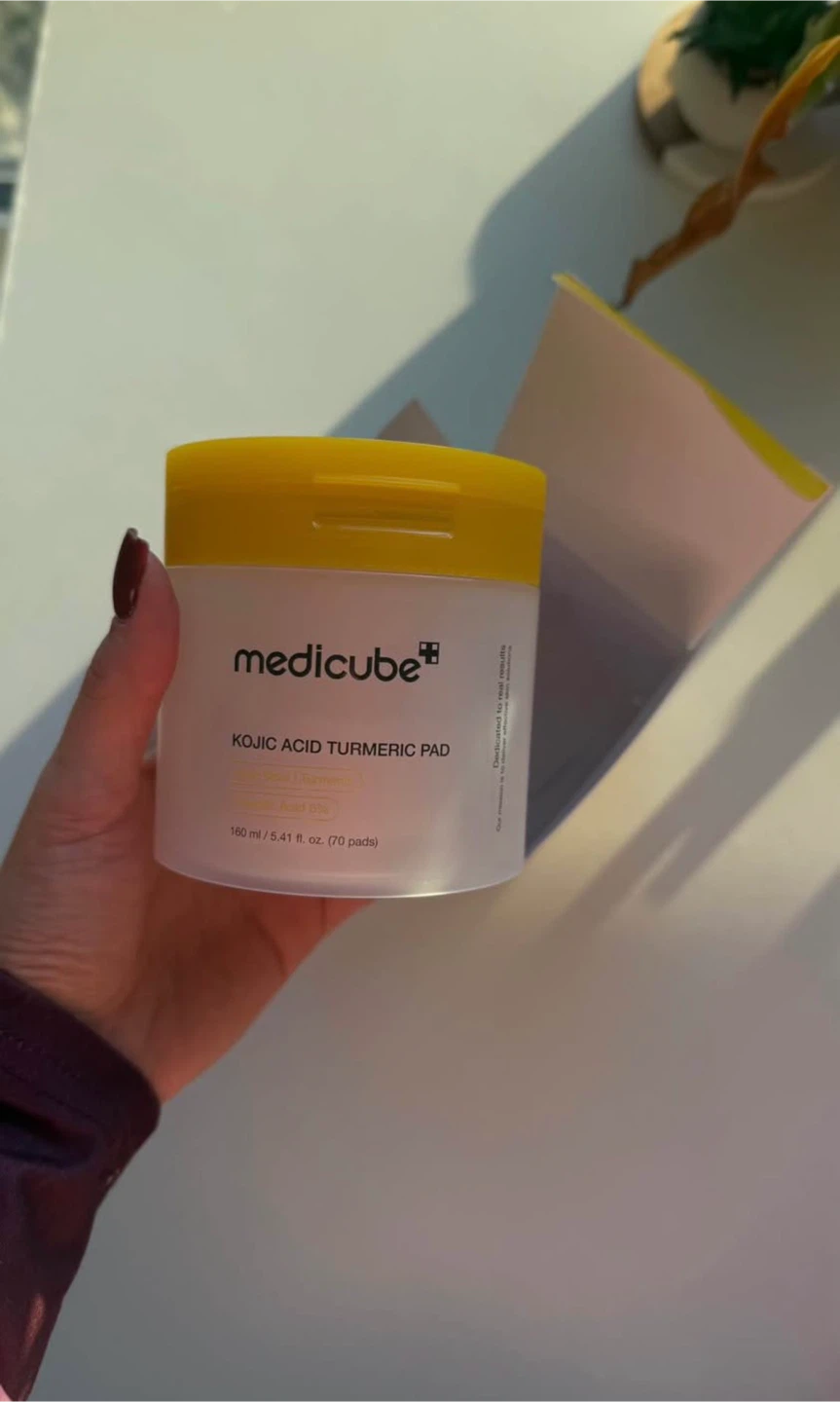 Medicube Kojic Acid Turmeric Pads - photo 2