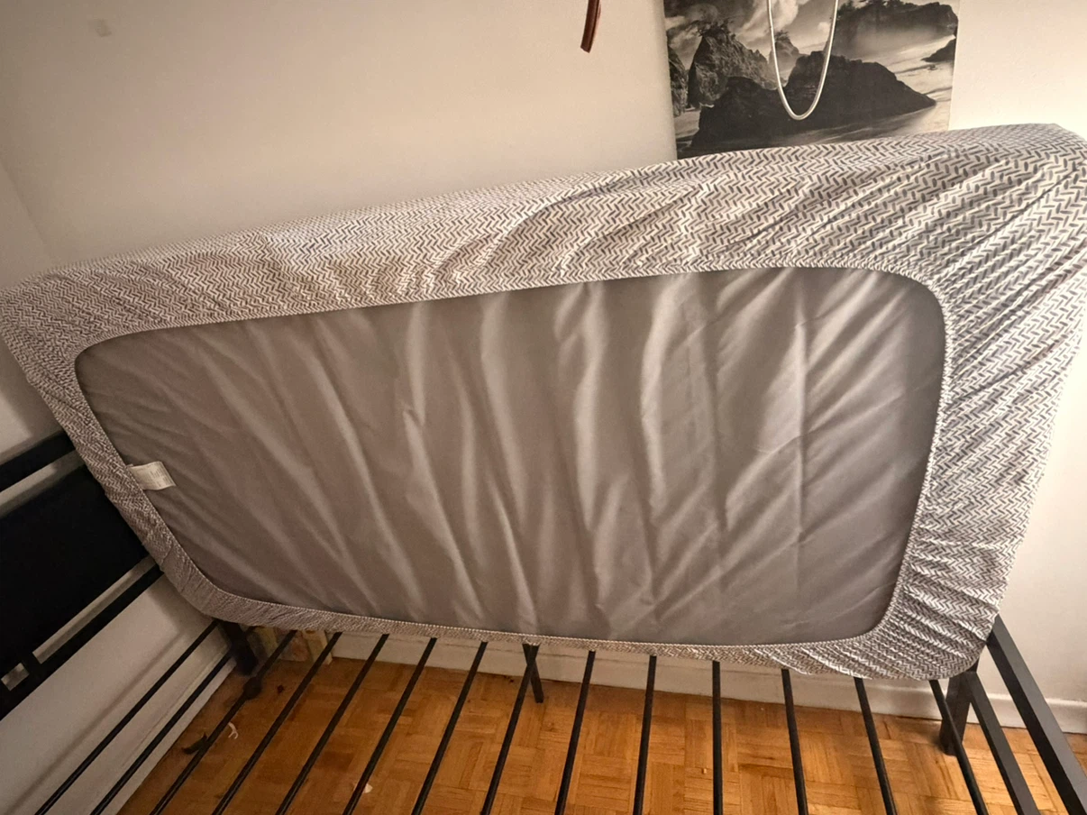 Single/Twin Bed Frame with Headboard and mattress - photo 3