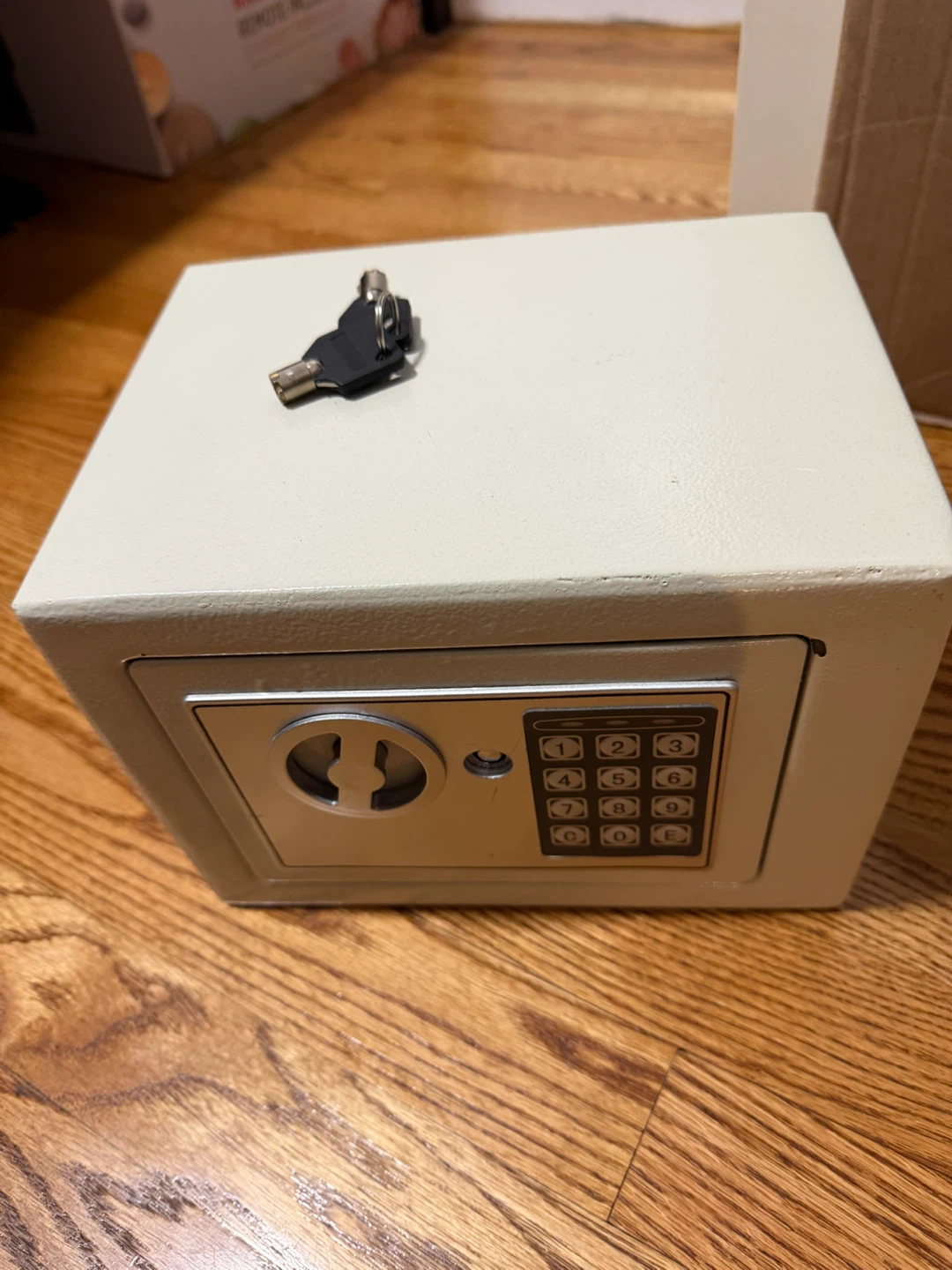 Digital Security Safe with Key - photo 2