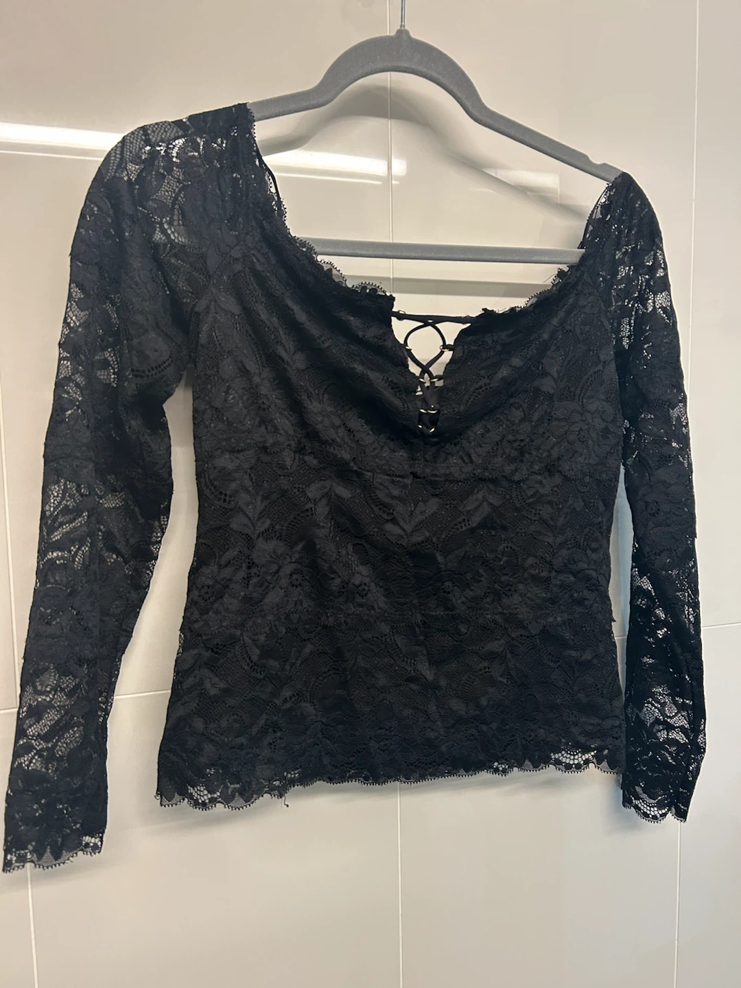 Guess Black Lace Long Sleeve Top - photo 3