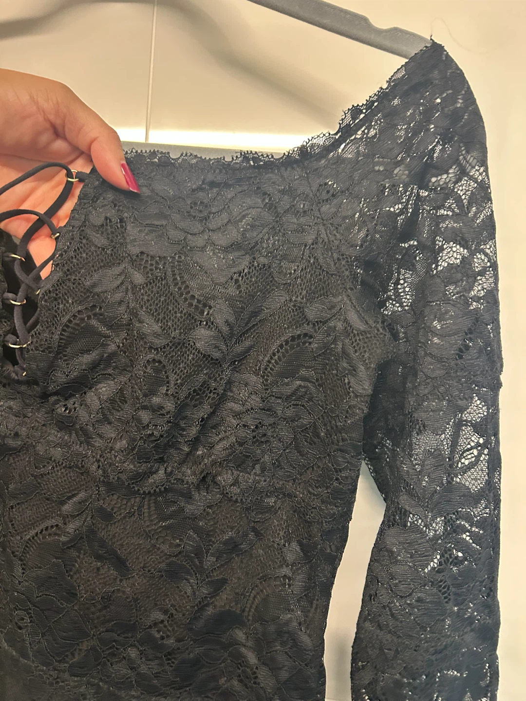 Guess Black Lace Long Sleeve Top - photo 5