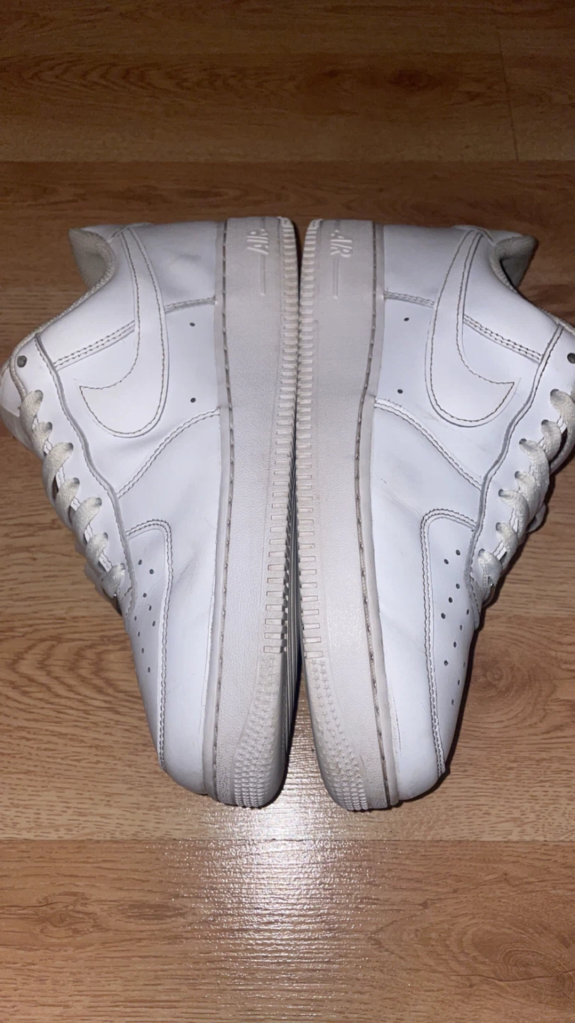 Size 9.5 men’s af1 20$ - photo 3