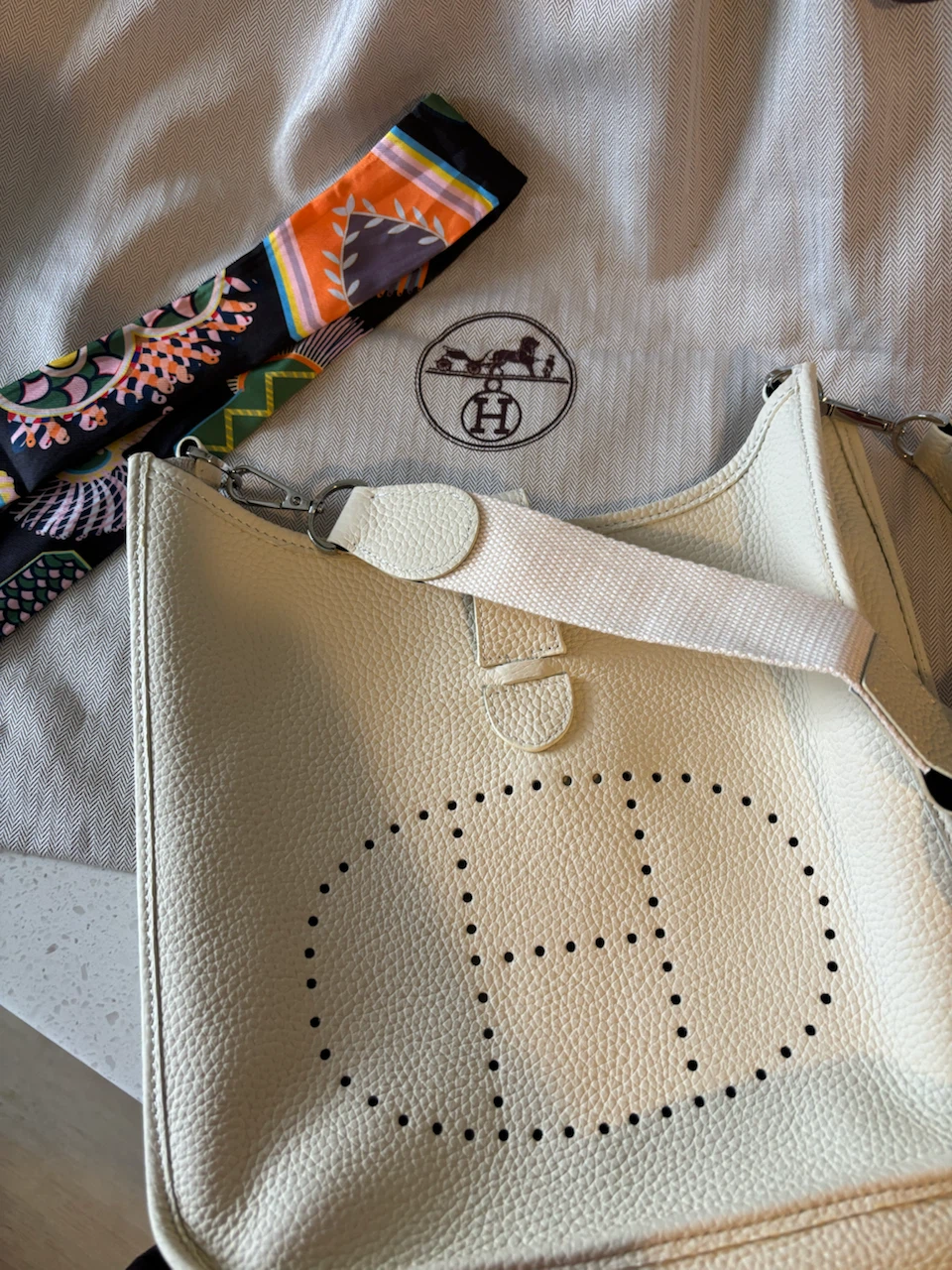 Cute cream crossbody
