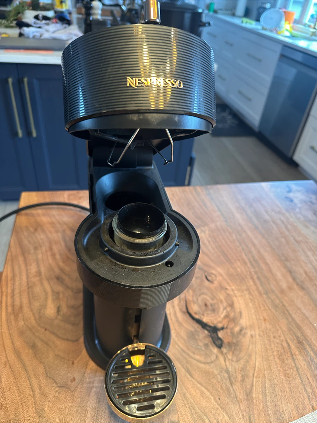 Nespresso Vertuo Pop Coffee Machine - photo 3