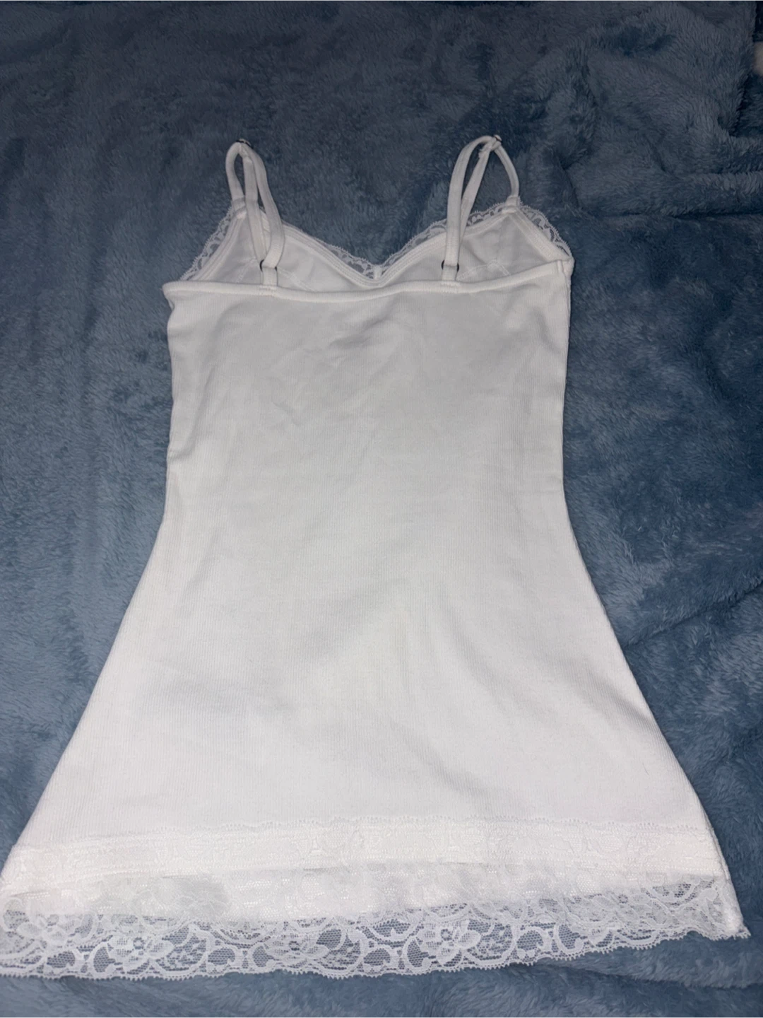 Hollister white lace camisole - photo 3