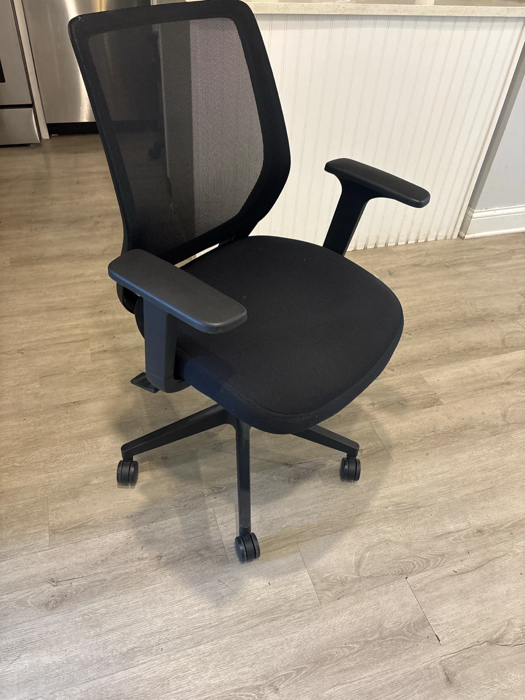 Black Mesh Office Chair