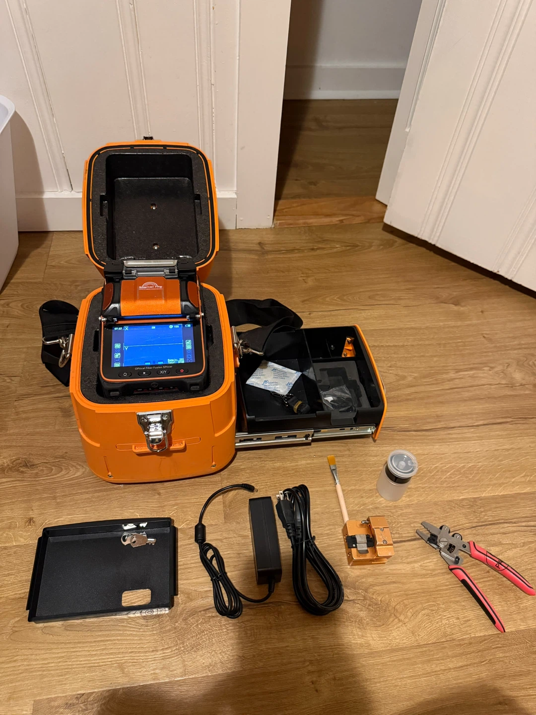 Signal Fire Fiber Fusion Splicer for Sale - photo 2