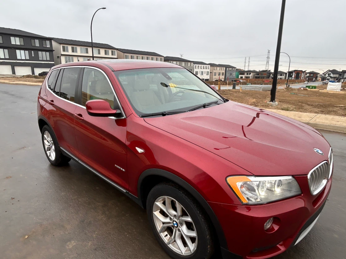 2011 BMW X3 xDrive28i Red SUV - photo 4
