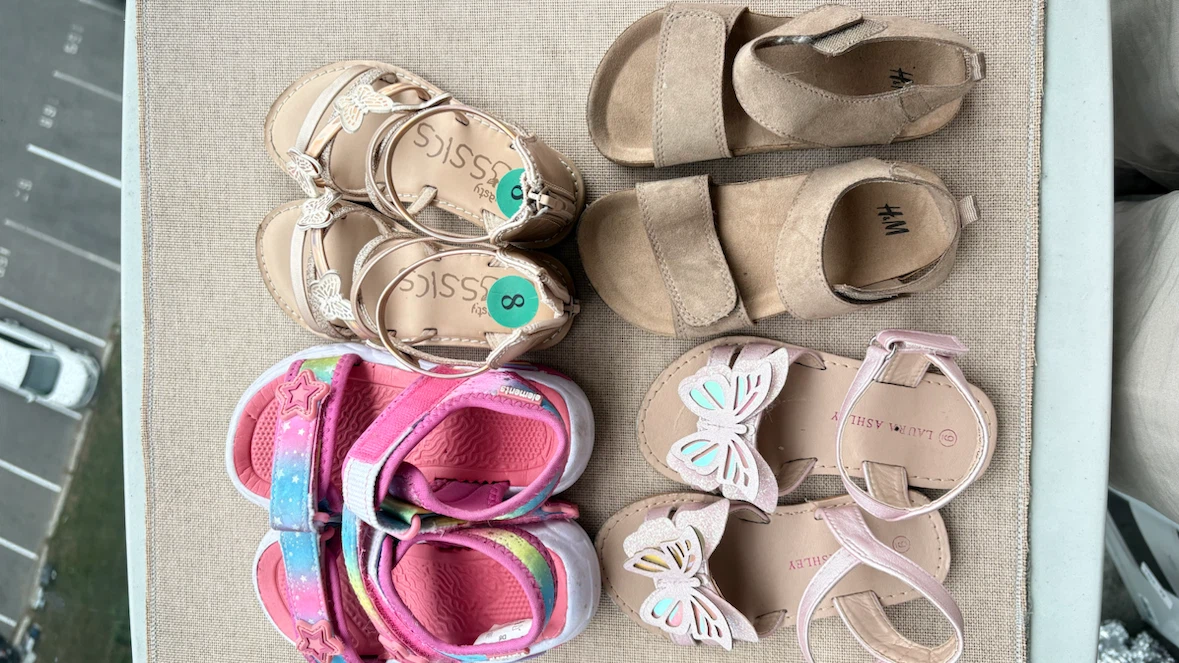 Lot of 4 Girls Sandals Sizes 7 and 8