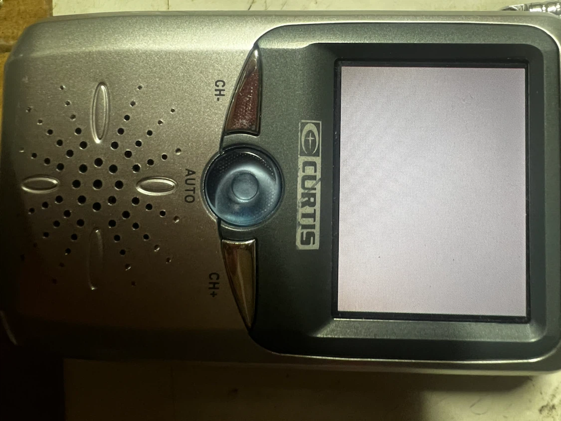 Curtis Portable Mini TV - photo 2