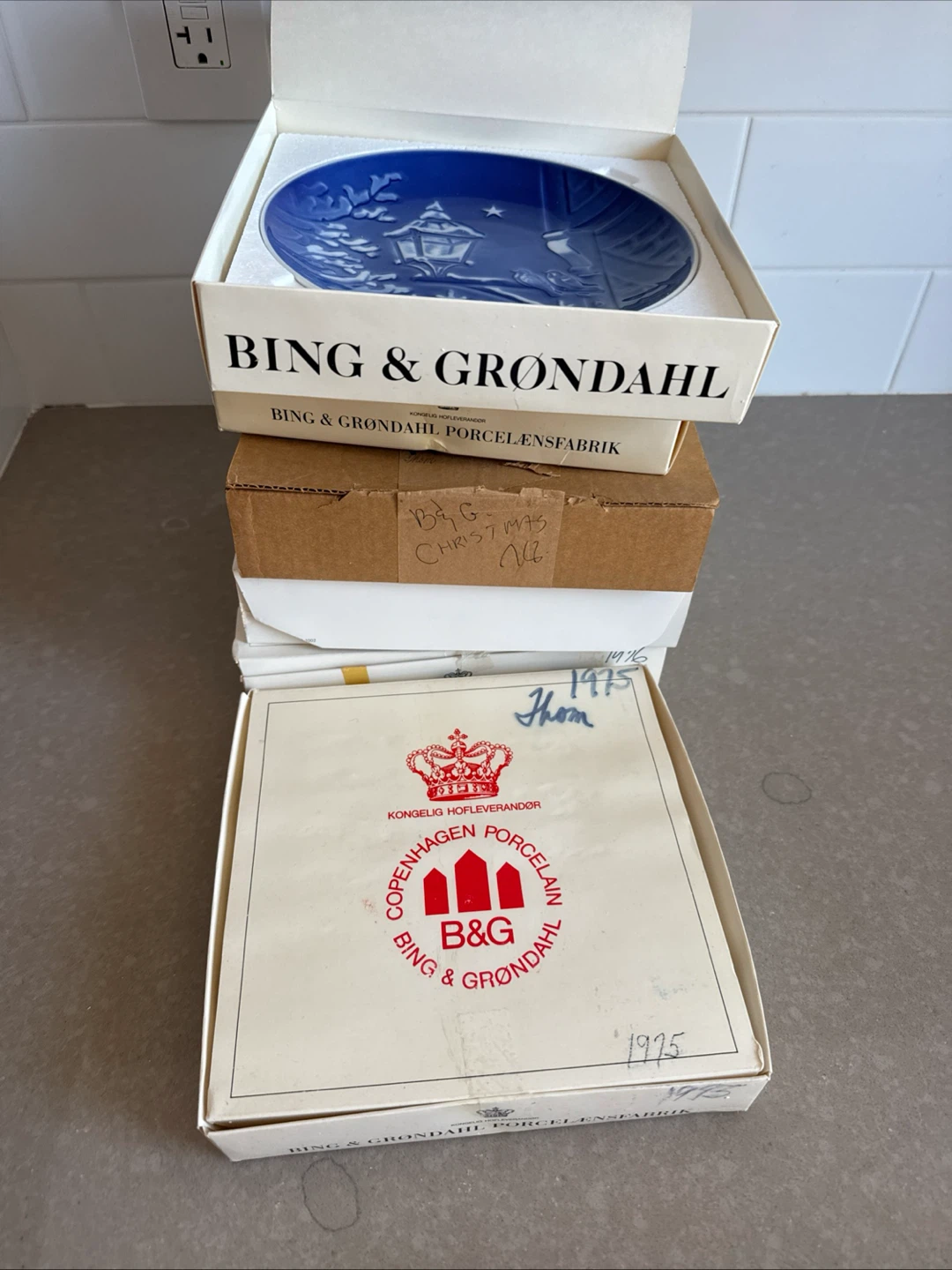 Bing & Grondahl Christmas Plate 1983