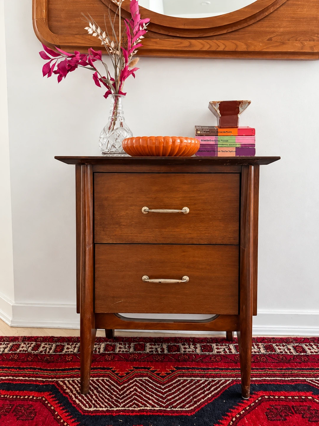 The perfect little Midcentury Vintage Bedside Table