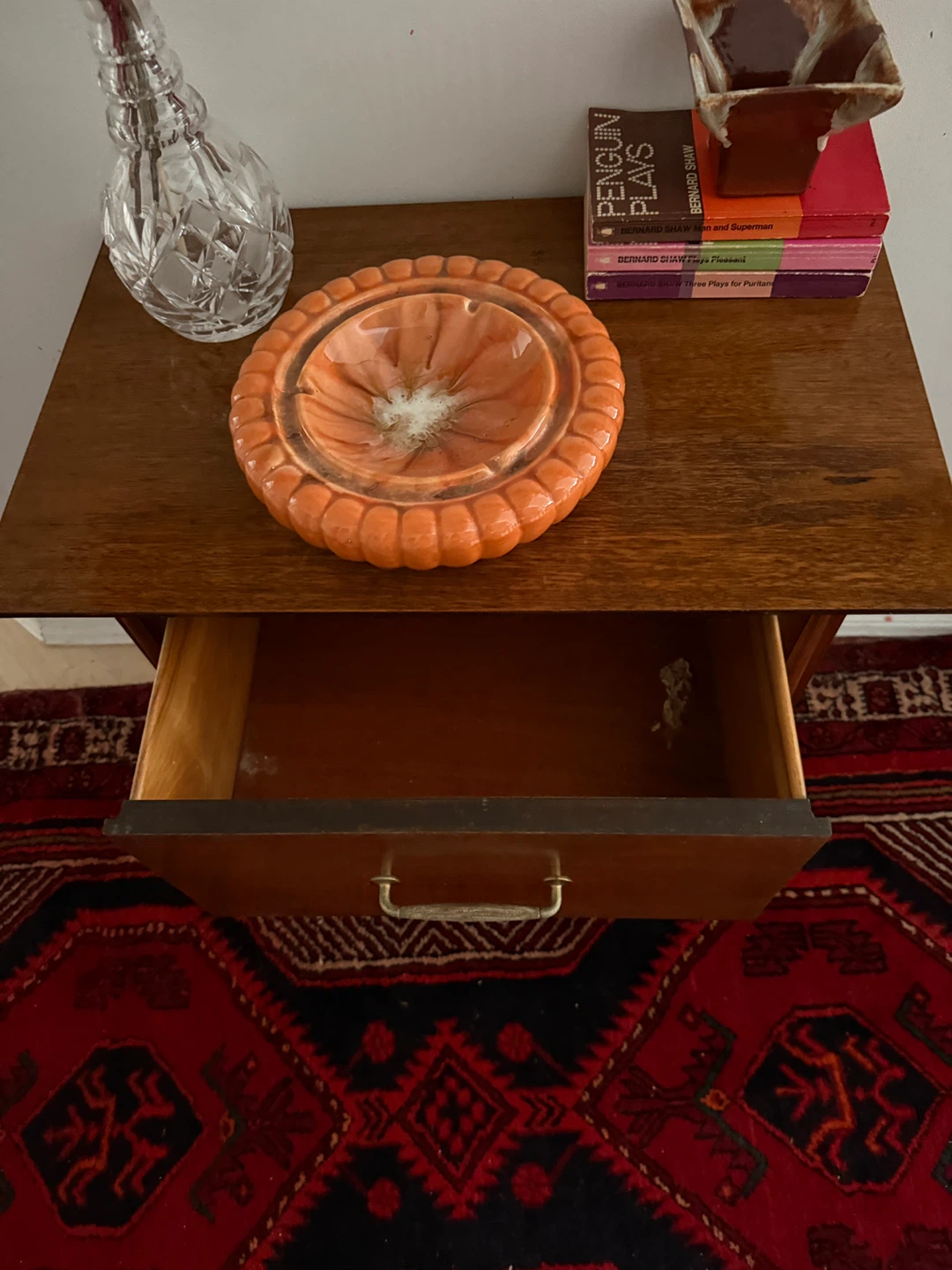 The perfect little Midcentury Vintage Bedside Table - photo 5