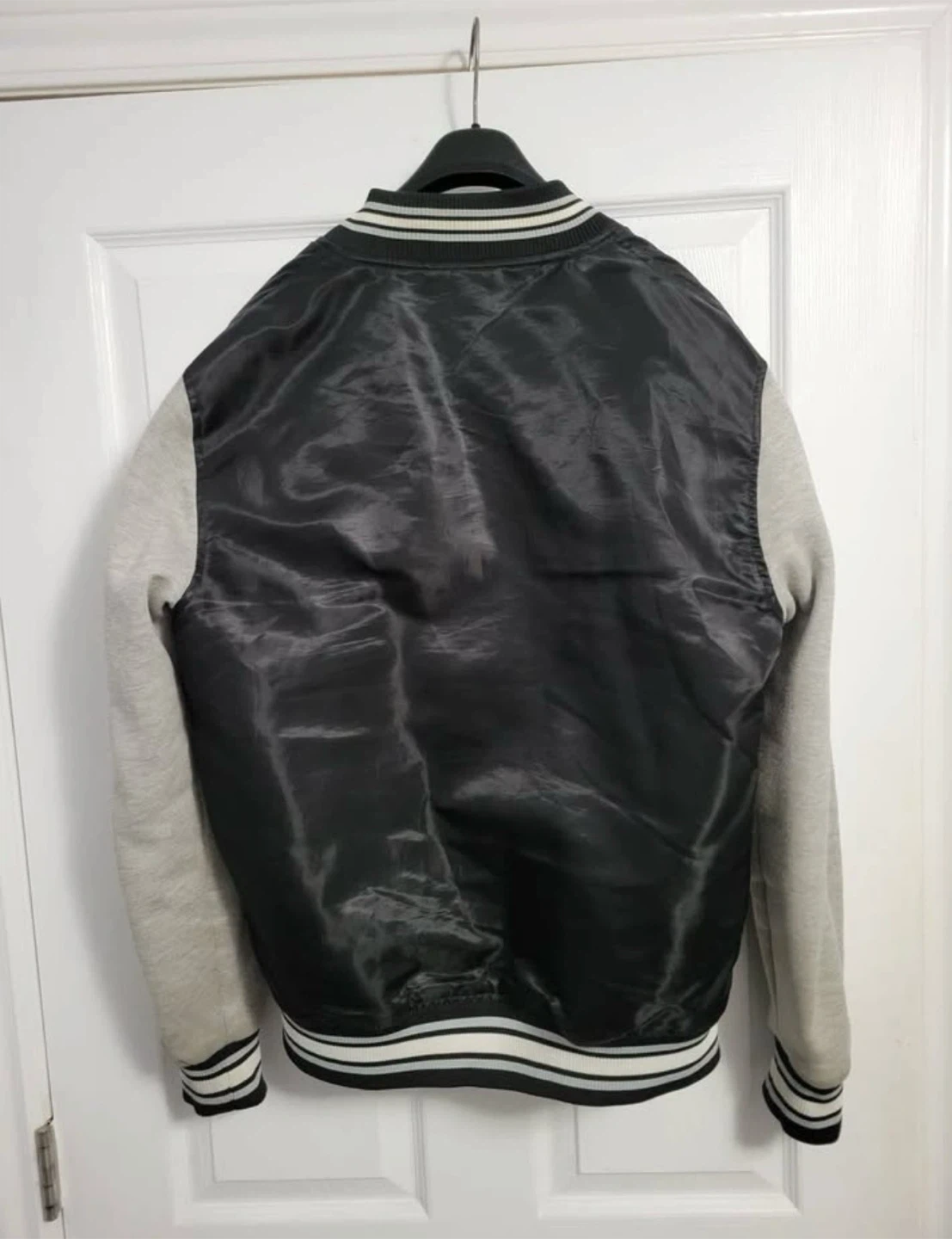 Las Vegas Raiders Varsity Jacket- Size L - photo 2