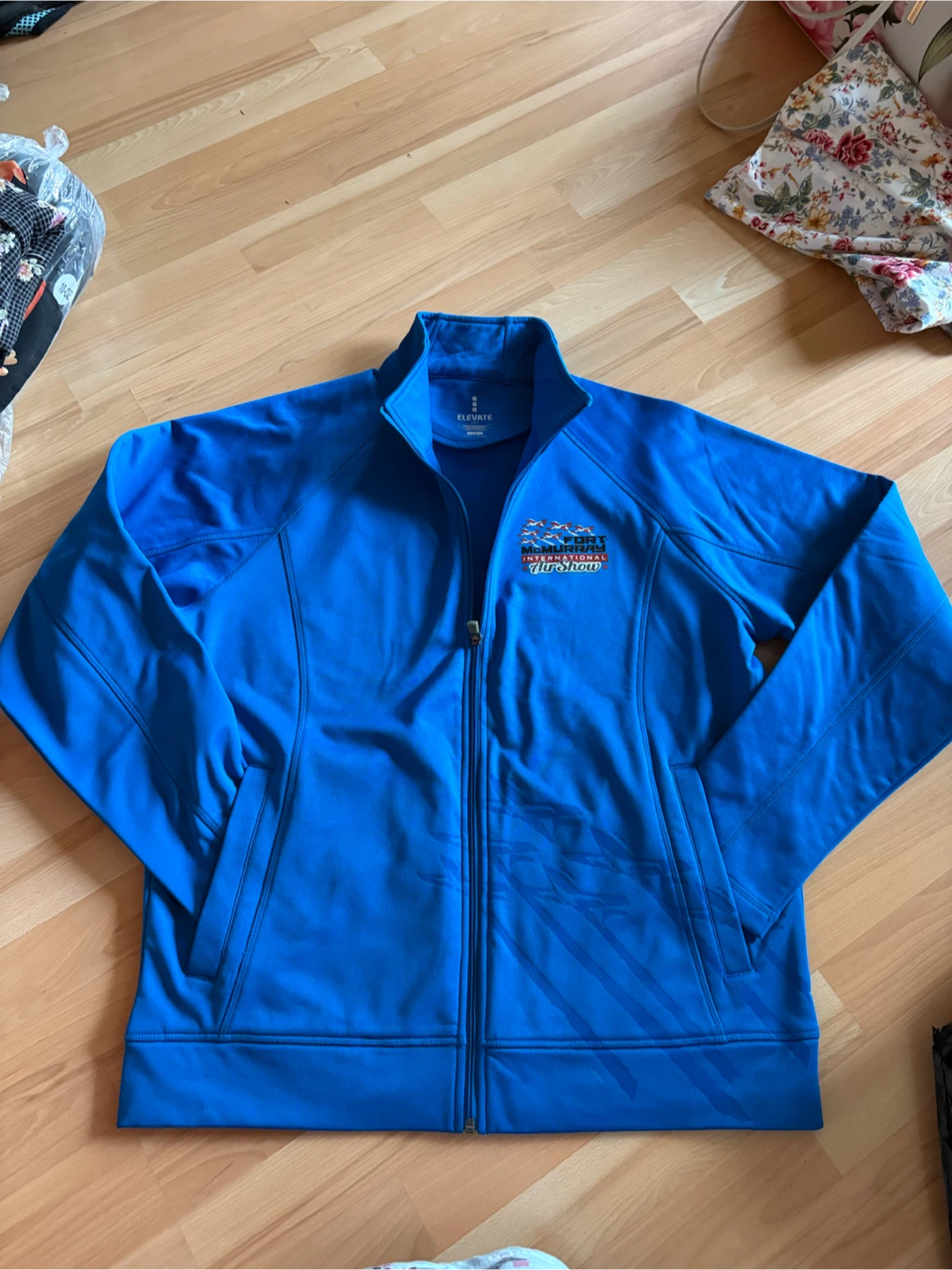 Men’s Air Show Jacket Size Large  $10 firm like new