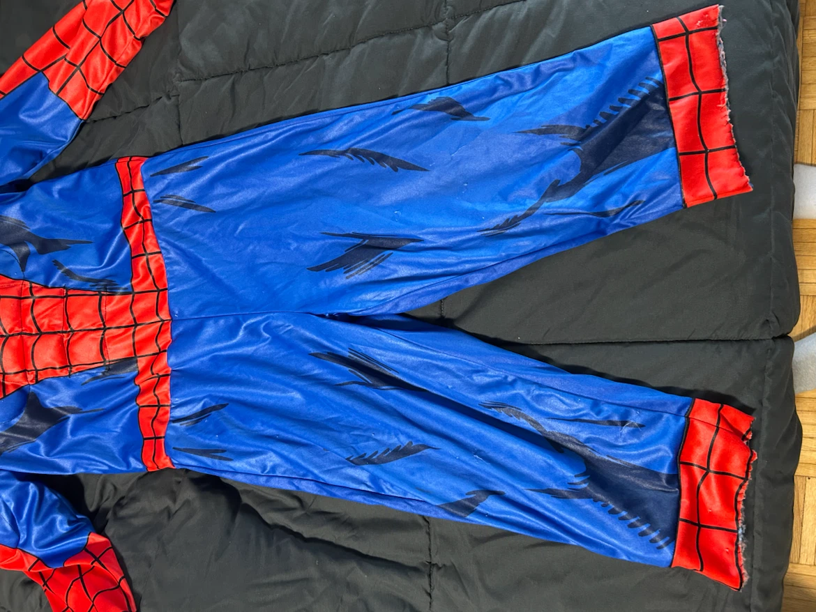 Reversible Spider-Man and Venom Costume - photo 4