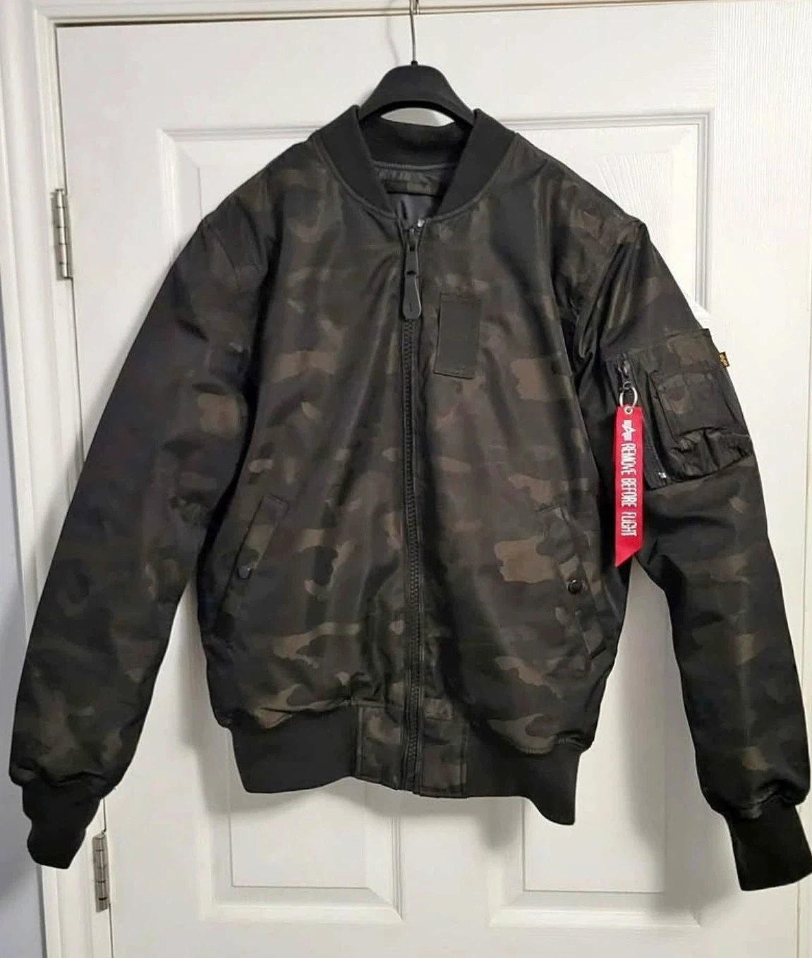 Alpha Industries MA-1 Down Reversible Bomber Jacket – Size M