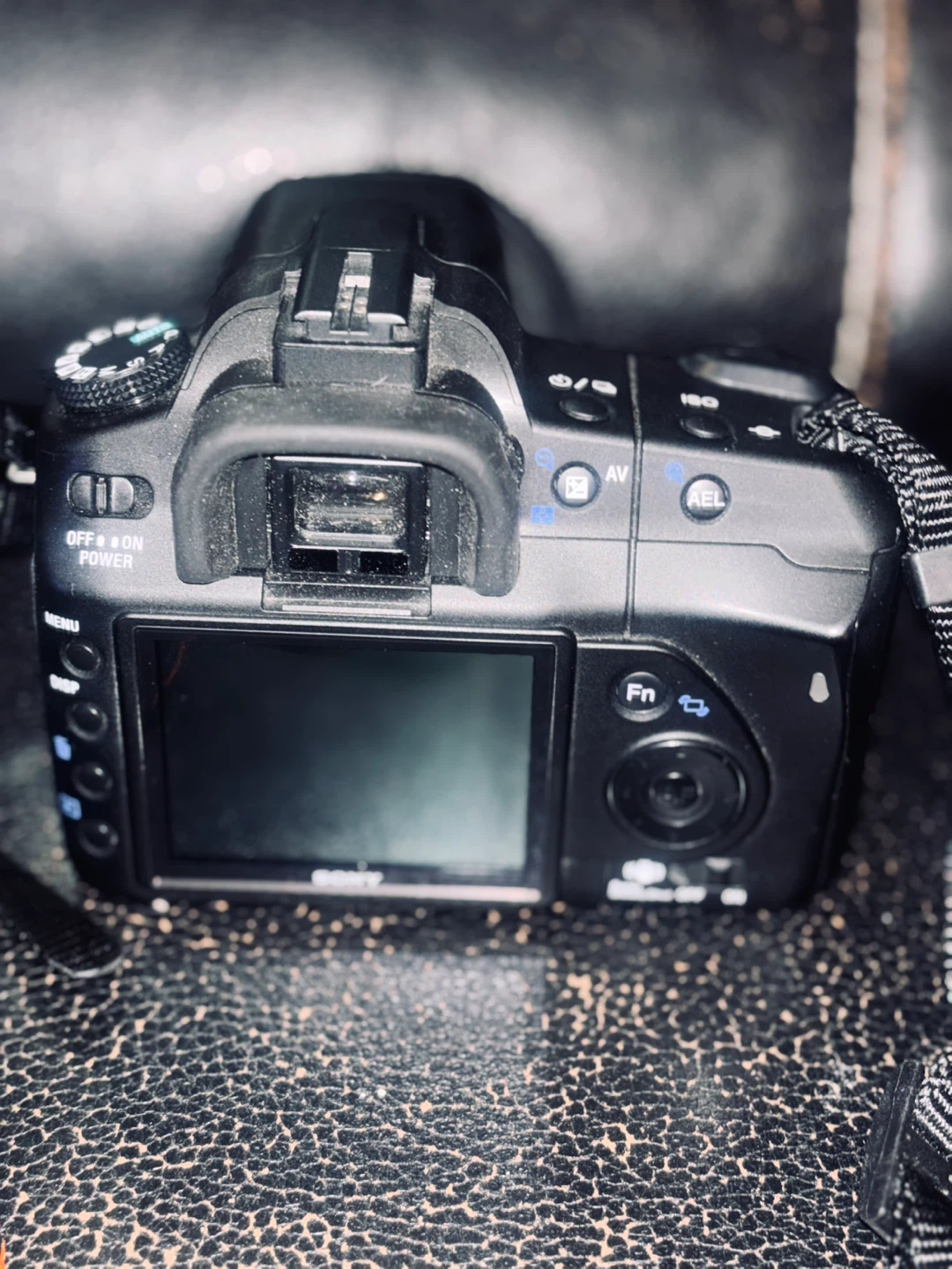 Sony Alpha DSLR-A200 Camera Kit - photo 4