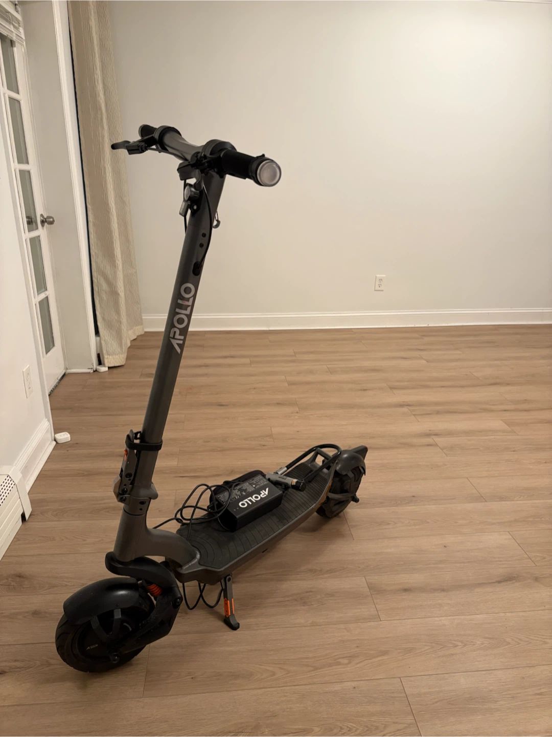 Apollo Electric Scooter - photo 3
